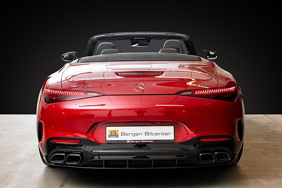 Mercedes-Benz SL63 9 of 24