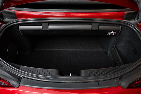 Mercedes-Benz SL63 10 of 24