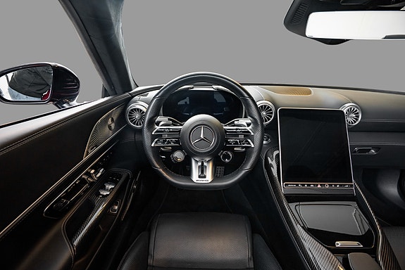 Mercedes-Benz SL63 13 of 24