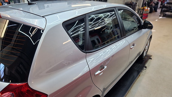 Kia Ceed 3 of 5