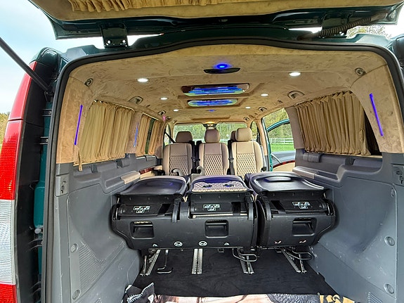 Mercedes-Benz Vito 109 27 of 30