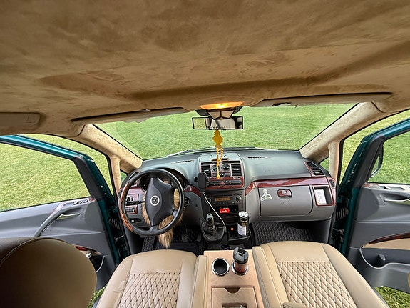 Mercedes-Benz Vito 109 25 of 30