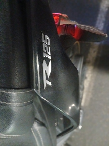 VOGE 125 R 12 of 24