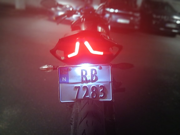 VOGE 125 R 17 of 24