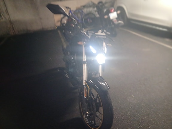 VOGE 125 R 8 of 24