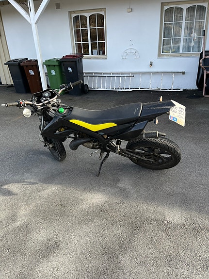 Derbi Senda SM 50 3 of 3
