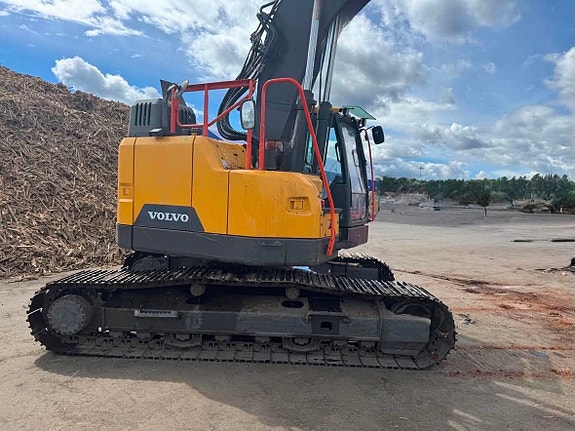 Volvo ECR235EL 4 of 5
