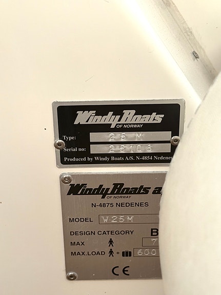 Windy Mirage 25. 280 hk Volvo Penta 5.7L V8. Ankervinsj. Ny base/motorblokk 2014 24 of 30