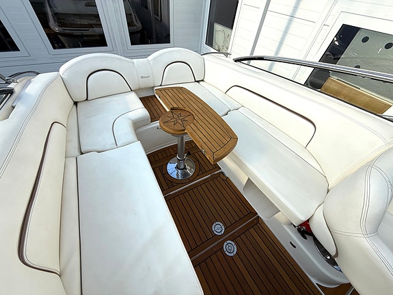 Windy Mirage 25. 280 hk Volvo Penta 5.7L V8. Ankervinsj. Ny base/motorblokk 2014 27 of 30