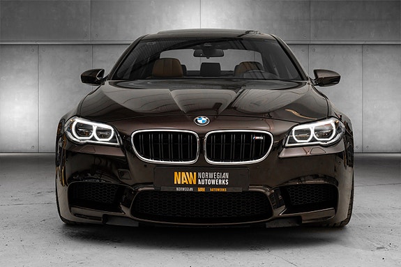 BMW M5 4 of 5