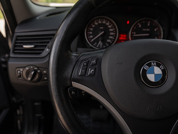 BMW X1 27 of 30