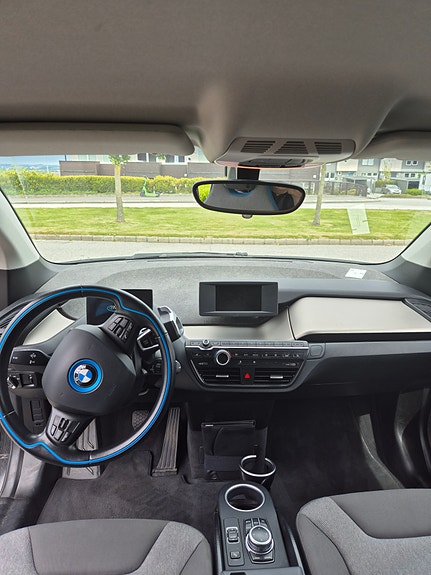 BMW i3 7 of 10