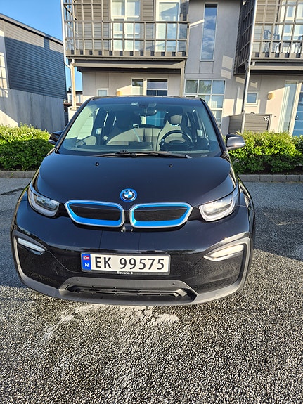BMW i3 3 of 10
