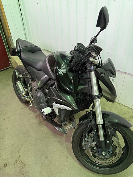 Honda CB1000R 3 of 5
