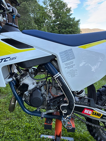 Husqvarna TC85 4 of 5