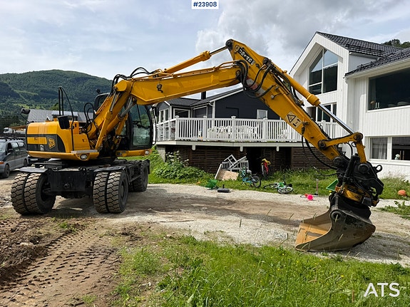 JCB JS145W hjulmaskin m/ pusseskuffe og rototilt 6 of 23