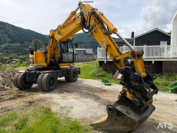 JCB JS145W hjulmaskin m/ pusseskuffe og rototilt 5 of 5