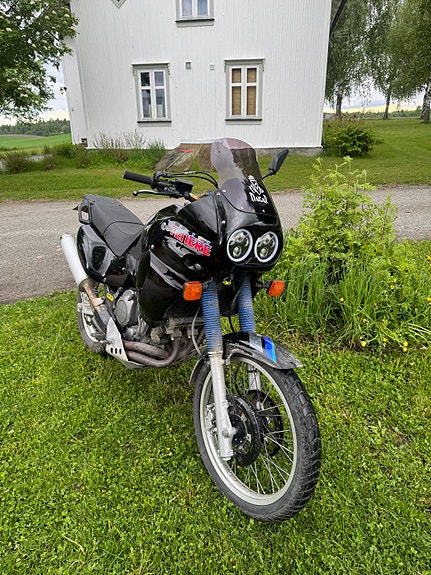 Yamaha XTZ 750 3 of 5