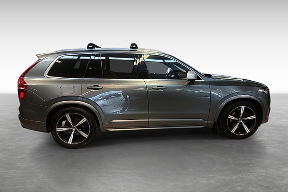 Volvo XC90 4 of 5