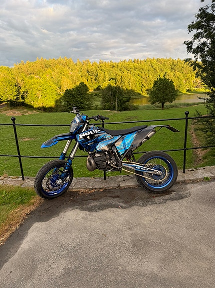 Husaberg TE 250 2 of 5