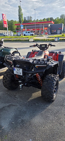 Polaris Sportsman XP 1000 S 3 of 3