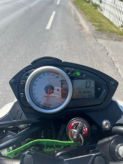 Kawasaki Z 750 2 of 5
