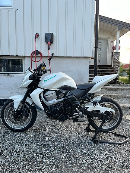 Kawasaki Z 750 4 of 5
