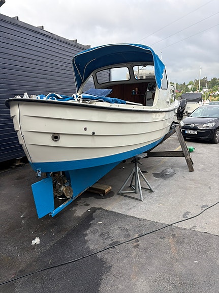 Ny restaurert snekke med Volvo penta 2 sylindret 5 of 10