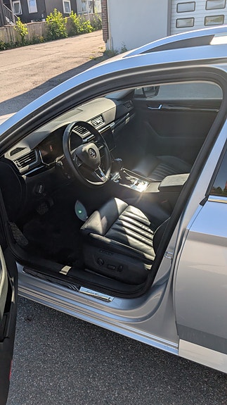 Skoda Superb 4 of 5