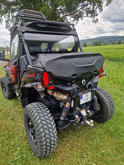 Can-Am Maverick Sport 1000R T 4 of 5
