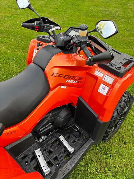 CFMOTO CForce 850 2 of 5