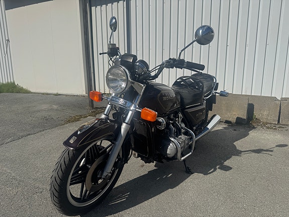 Honda GL 1100 Goldwing 4 of 5