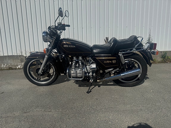 Honda GL 1100 Goldwing 2 of 5