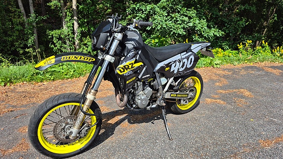Suzuki Drz 400 3 of 3