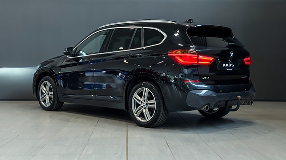 BMW X1 3 of 5