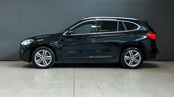 BMW X1 2 of 5