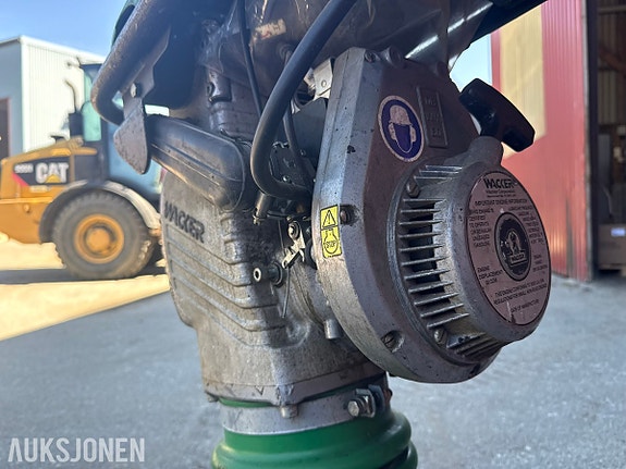 Wacker BS700 stamper 5 of 5