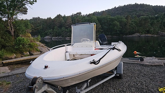 Sea Ray Laguna 16 SC 60hk 2 of 5