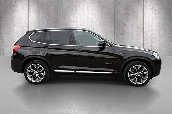 BMW X3 4 of 5