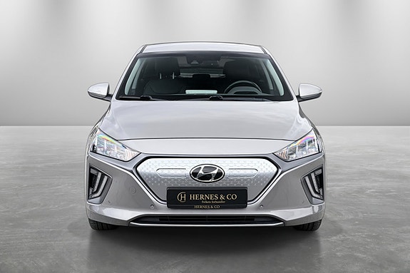 Hyundai IONIQ 3 of 5