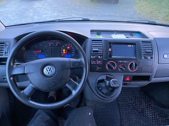 Volkswagen Transporter 4 of 5