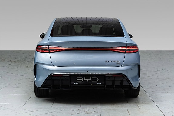 BYD Seal 7 of 30