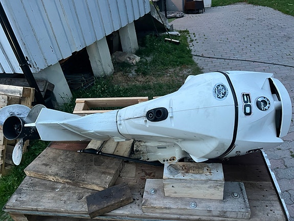 Evinrude E-TEC 50 hk 2012-modell – selges i deler 2 of 5