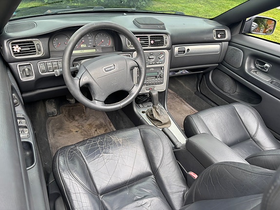 Volvo C70 9 of 30