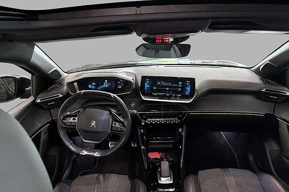 Peugeot e-208 10 of 24