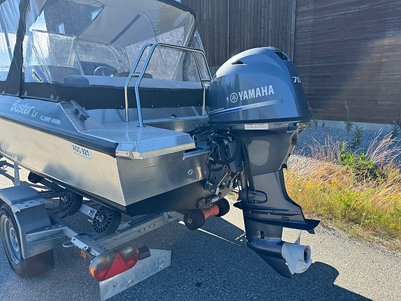 Buster LX Q Premium Edition Yamaha F70 Kun 77 timer totalt i ferskvann 2 of 5