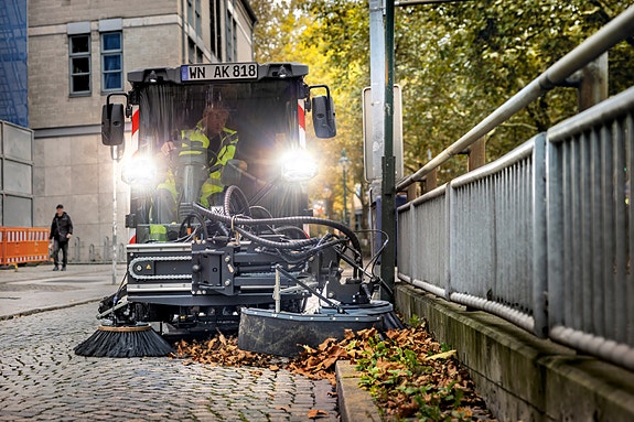 Kärcher MC250 electric feiebil 2 of 5