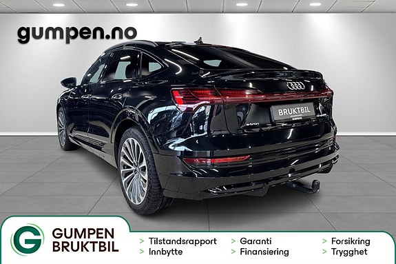 Audi e-tron Sportback 3 of 5