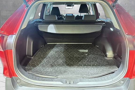 Toyota RAV4 18 of 23