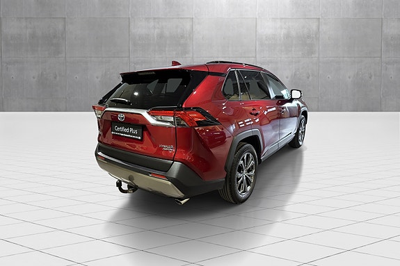 Toyota RAV4 5 of 23